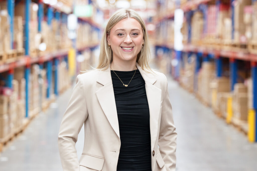 Hannah Lewis – Customer & Sales Operations Leader